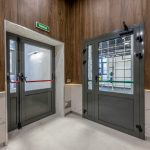 Огнеупорные двери: конструктивные особенности и требования к установке