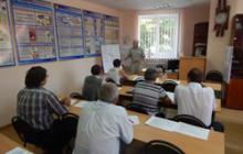 В УЧБОВОМУ ЦЕНТРІ ЖИТЛОВО-КОМУНАЛЬНОГО ГОСПОДАРСТВА ХМЕЛЬНИЦЬКОЇ ОБЛАСНОЇ РАДИ ВІДБУЛАСЯ НАРАДА