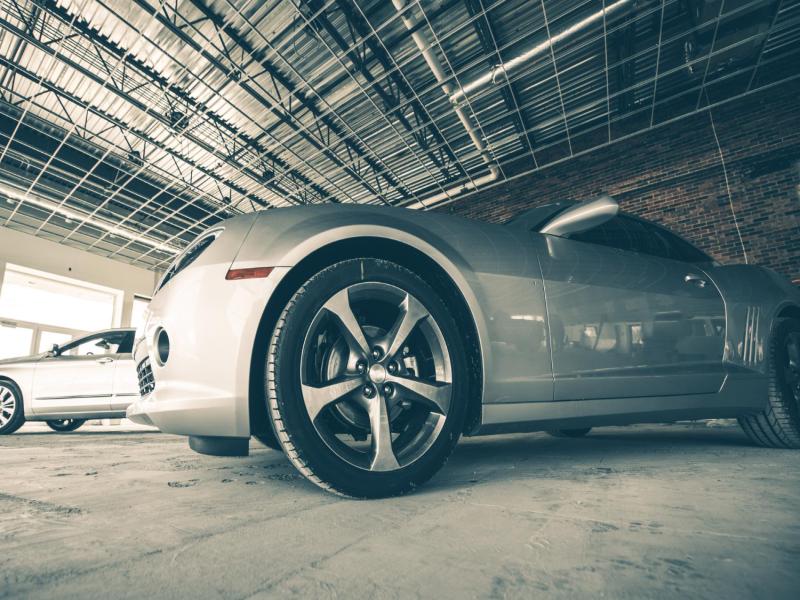 колесная арка автомобиля до и после шумоизоляции антикоррозийная обработка арок