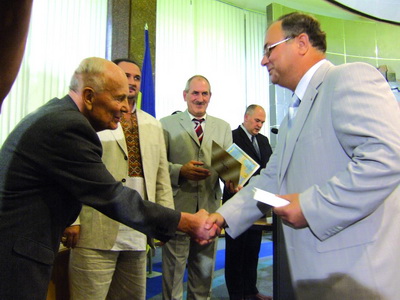 200801-7.jpg