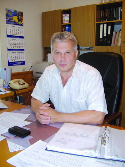 2008-037_1.jpg