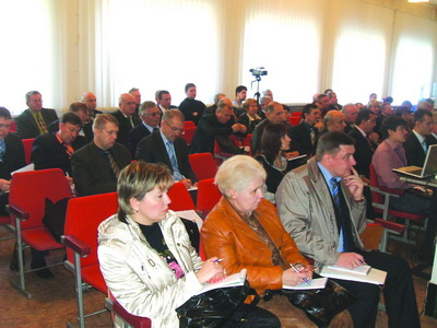 2008-136_1.jpg