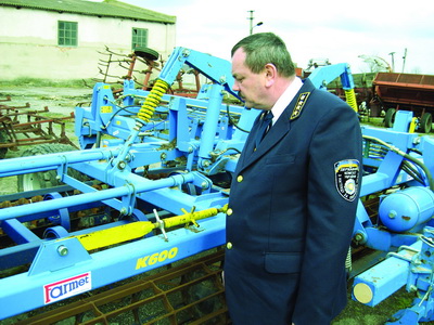 2008-172_2.jpg
