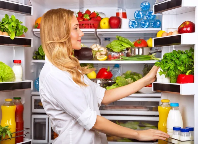 Какие продукты нельзя хранить в холодильнике