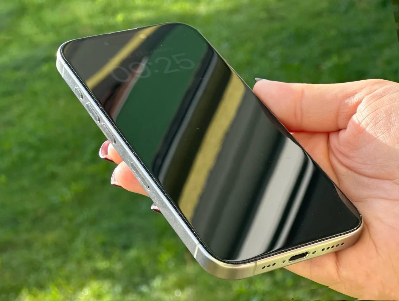 Огляд iPhone 15 Pro: характеристики та дизайн